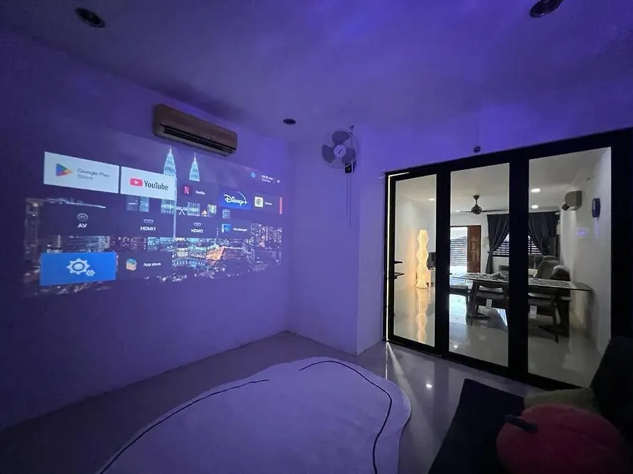 5 Min Ciq Landed Party House 12 Pax Villa Johor Bahru Malaysia